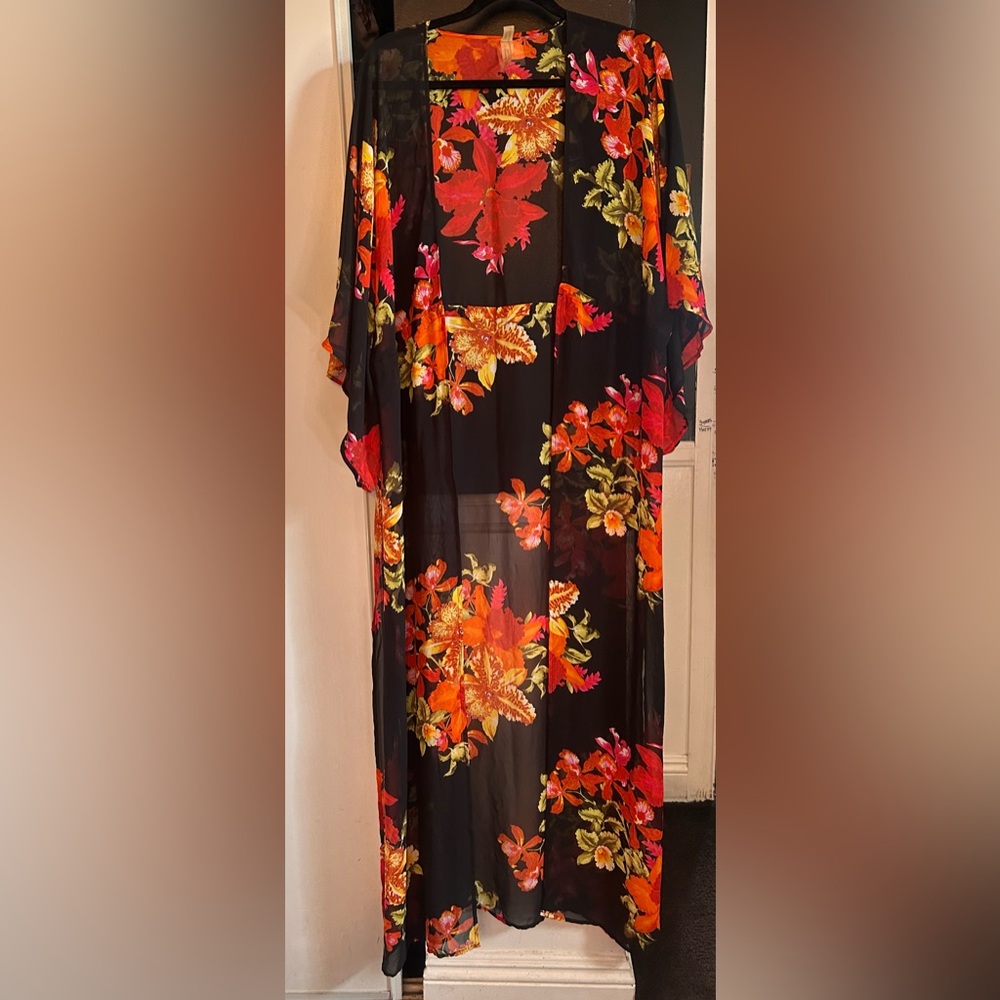 Victoria's Secret Vibrant Floral Kimono